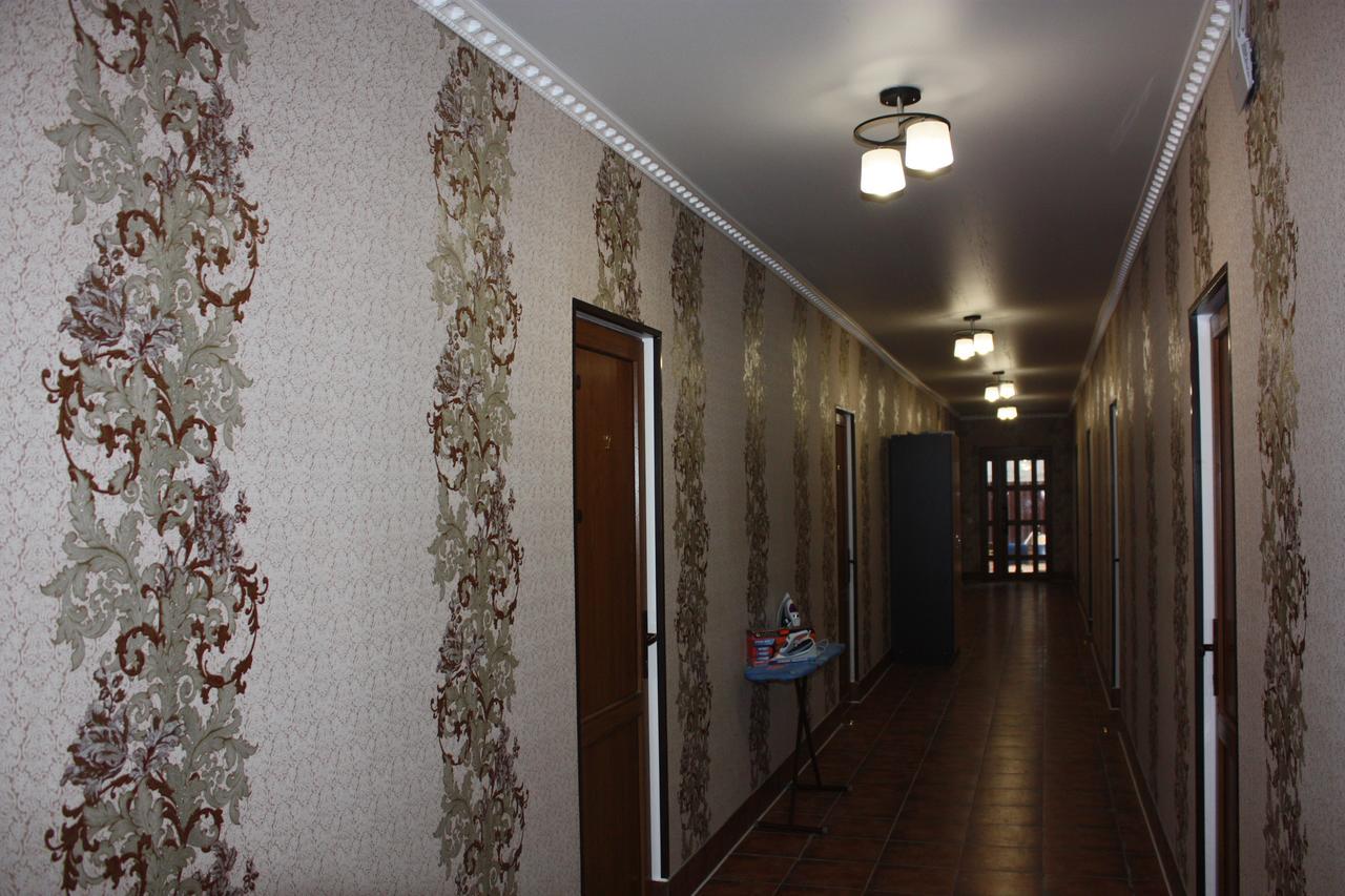 Viktoria Hotel Pizunda Esterno foto